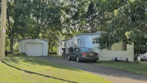 429 S Scott St, Elmwood, WI 54740