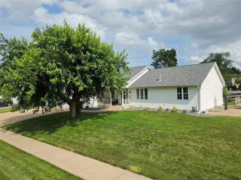 4508 Springfield Dr, Eau Claire, WI 54701