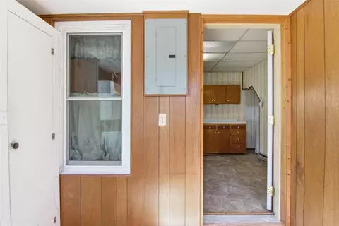 Entry Way - 50476 S 2nd St, Eleva, WI 54738 photo 4 of 4