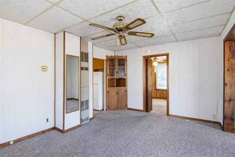 Living - 50476 S 2nd St, Eleva, WI 54738 photo 3 of 4