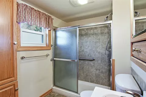 Bath - 50476 S 2nd St, Eleva, WI 54738 photo 1 of 2