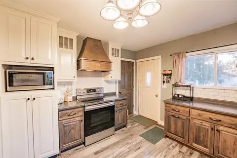 Kitchen - 423 Bates St, Cornell, WI 54732 photo 4 of 4