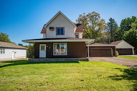 286 S Piety St, Ellsworth, WI 54011