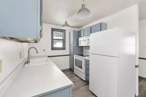 Kitchen - 321 E 2nd Ave, Stanley, WI 54768 photo 2 of 3