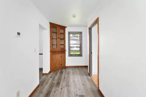 Entry Way - 321 E 2nd Ave, Stanley, WI 54768 photo 1 of 3