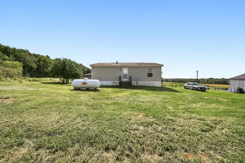 Exterior - 740 Witte Rd, Augusta, WI 54722 photo 3 of 8