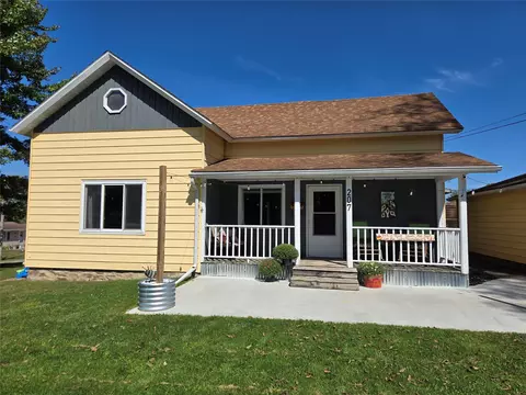 207 W 15th St, Neillsville, WI 54456