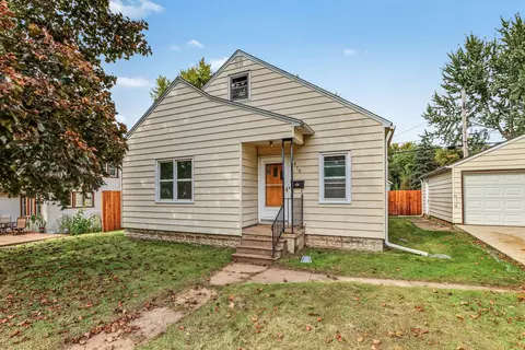 1510 Woodland Ave, Eau Claire, WI 54701