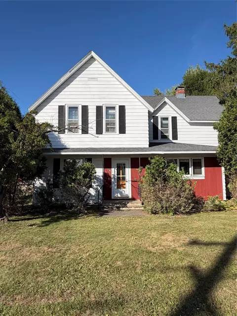 101 Allen St E, Prairie Farm, WI 54762