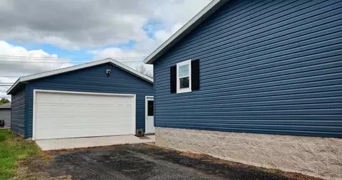 Exterior - 250 E Md St, Cadott, WI 54727 photo 2 of 4