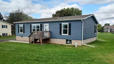 Exterior - 250 E Md St, Cadott, WI 54727 photo 4 of 4