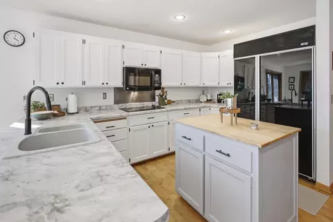 Kitchen - 1171 County Rd E, Spooner, WI 54801 photo 4 of 7