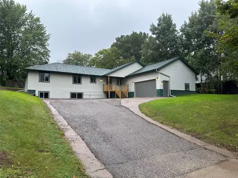 2610 Mont Claire Rd, Eau Claire, WI 54703