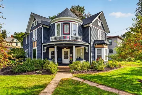 1303 Main St E, Menomonie, WI 54751