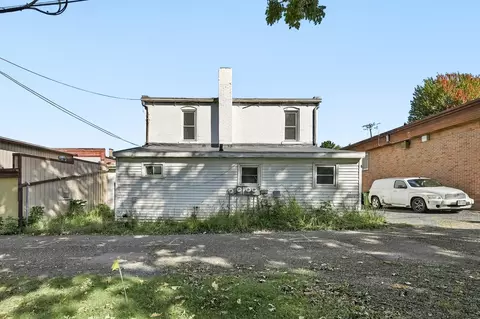 Exterior - 110 E 4th Ave #1-3, Stanley, WI 54768 photo 5 of 5