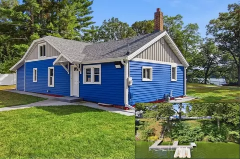 4305 N Shore Dr, Eau Claire, WI 54703