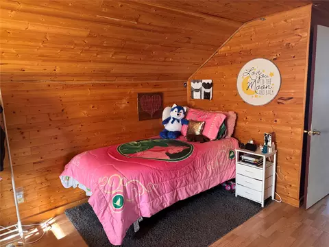 Bedroom - 304 Wisconsin Ave, Cameron, WI 54822 photo 6 of 6