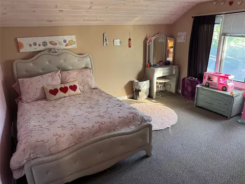 Bedroom - 304 Wisconsin Ave, Cameron, WI 54822 photo 2 of 6