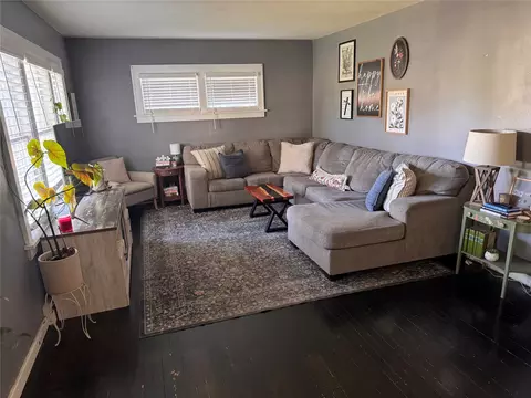 Living - 304 Wisconsin Ave, Cameron, WI 54822 photo 1 of 2
