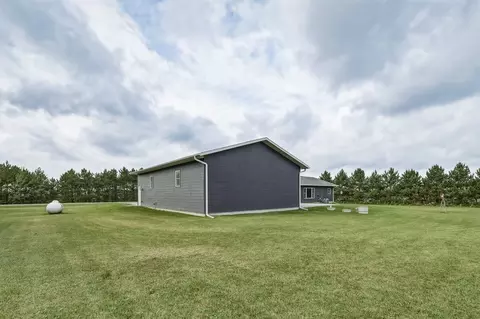 Exterior - s7867 Windmill Drive, Augusta, WI 54722 photo 7 of 8