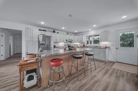 Kitchen - s7867 Windmill Drive, Augusta, WI 54722 photo 5 of 6
