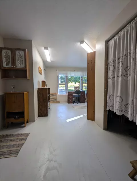 Entry Way - e799 1150th Avenue, Downing, WI 54734 photo 1 of 5