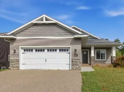 1308 St Andrews Dr, Altoona, WI 54720
