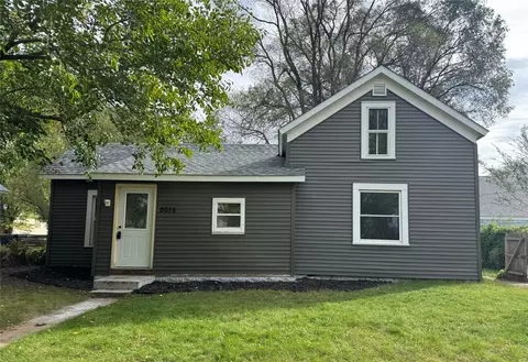 2015 2nd St, Eau Claire, WI 54703