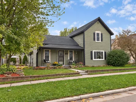 144 E Mckinley Ave, Fall Creek, WI 54742