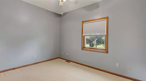 Bedroom - w514 Oak Street, Spring Valley, WI 54767 photo 5 of 6