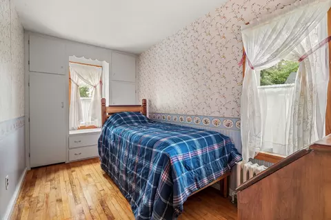 Bedroom - 113 7th Ave, Shell Lake, WI 54871 photo 3 of 5