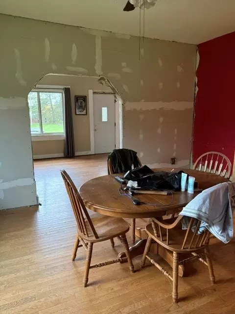 Dining - 3470 N 1st St, Loretta, WI 54896 photo 1 of 1