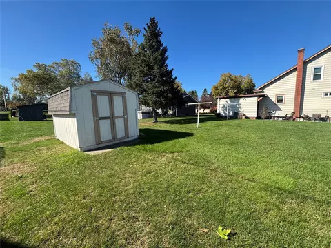 Exterior - 1612 6th Ave, Bloomer, WI 54724 photo 5 of 7