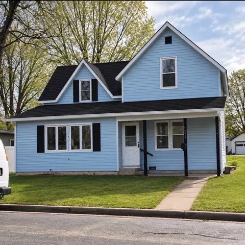1514 Douglas St, Menomonie, WI 54751