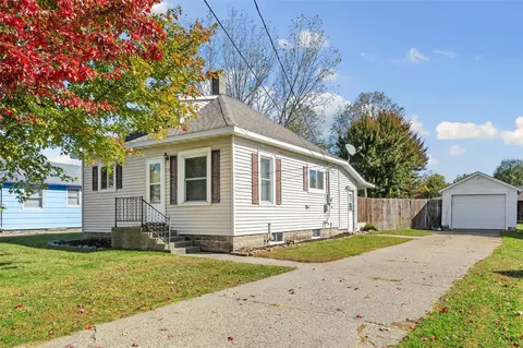 319 S Peterson Ave, Blair, WI 54616