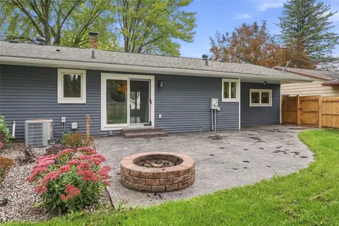 Exterior - 204 E Rusch St, Thorp, WI 54771 photo 5 of 11
