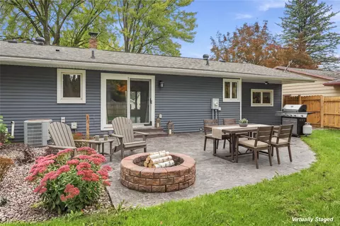 Exterior - 204 E Rusch St, Thorp, WI 54771 photo 6 of 11