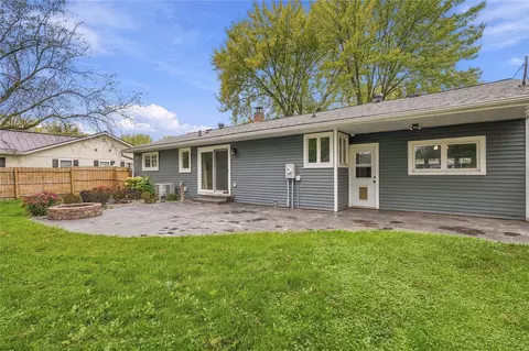 Exterior - 204 E Rusch St, Thorp, WI 54771 photo 7 of 11