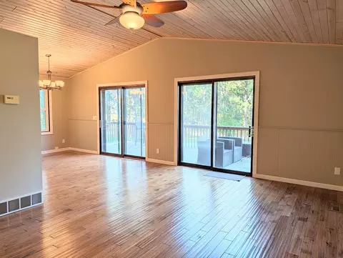 Living - e1997 Cedar Road, Eau Claire, WI 54701 photo 3 of 10
