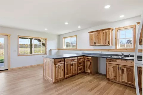 Kitchen - 29838 157th Ave, Cornell, WI 54732 photo 4 of 4