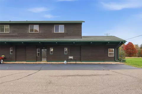 5732 183rd St #8, Chippewa Falls, WI 54729