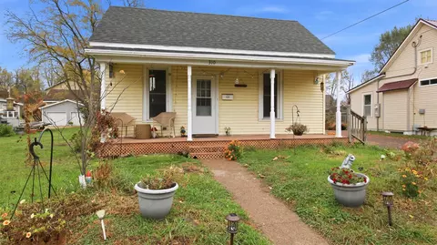 310 Maple St, Eau Claire, WI 54703