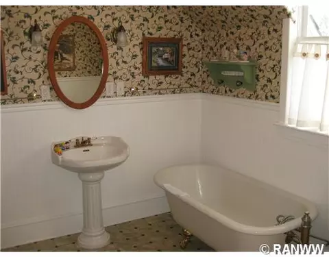413 Oak St, Spooner, WI 54801 photo 11
