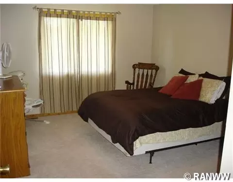 3404 E Meadows Pl, Eau Claire, WI 54701 photo 7