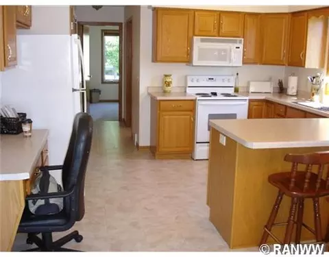 3404 E Meadows Pl, Eau Claire, WI 54701 photo 3