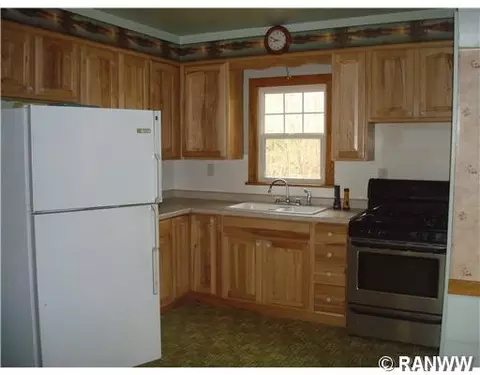 10110 Becker Rd, Eau Claire, WI 54703 photo 2