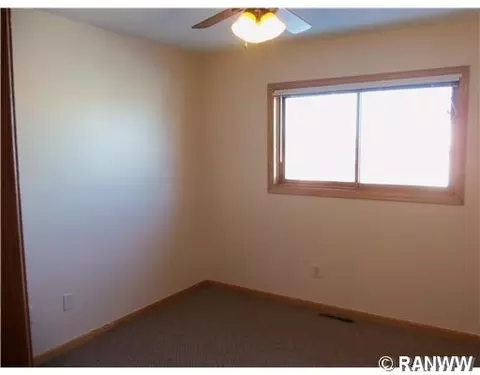 1985 Windmill Dr, Baldwin, WI 54002 photo 10