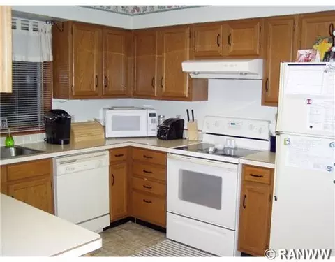 1419 Franklin St, Baldwin, WI 54002 photo 2
