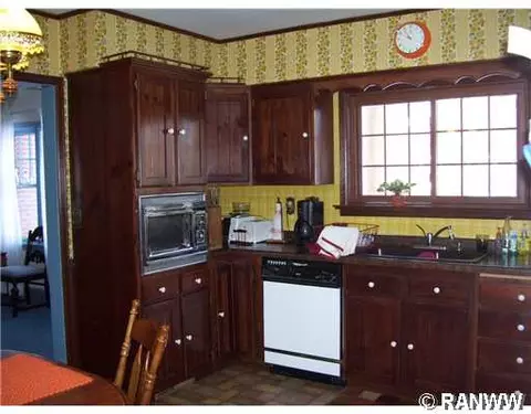 421 E Stanley St, Thorp, WI 54771 photo 4