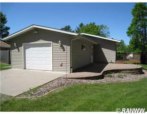 618 Ridgeway Ave, Chetek, WI 54728 photo 2